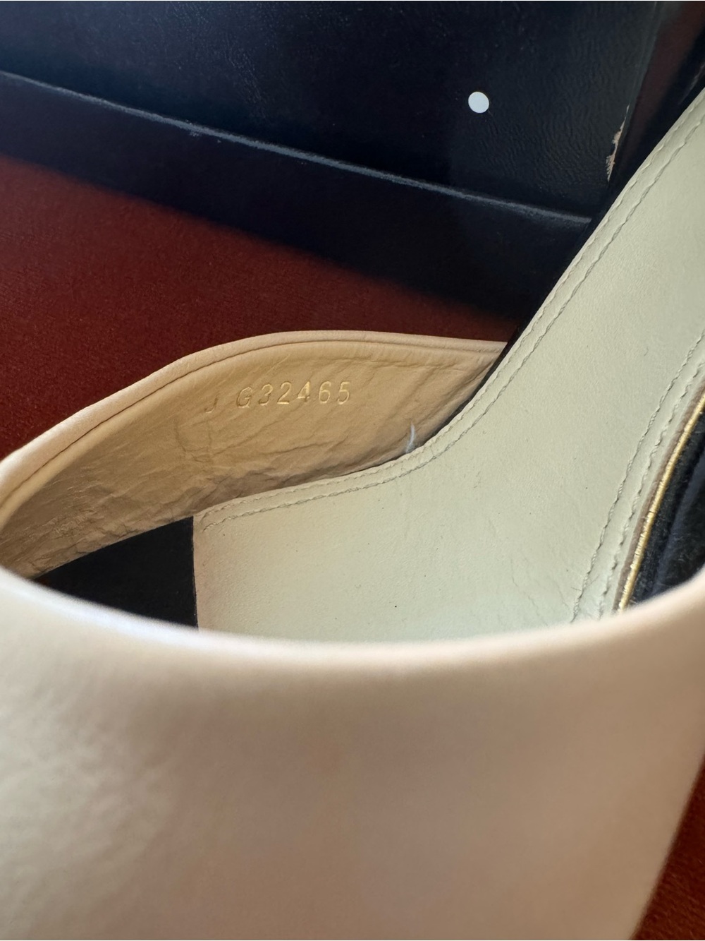 CHANEL Tan Leather Open-Toe Ankle Strap with pearl heels - Picture 3 of 13